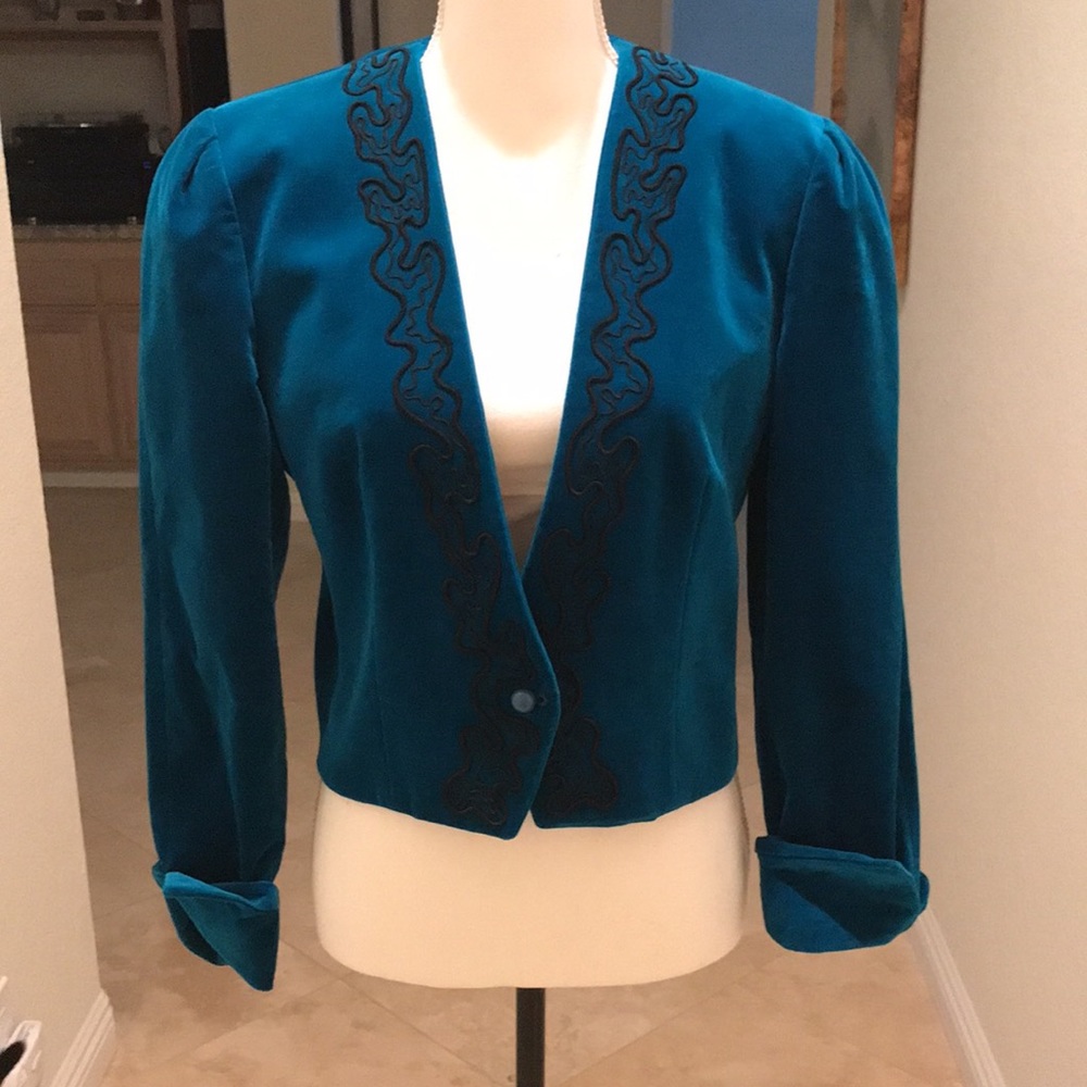 🛑SOLD🛑Peplum Velvet Blazer "Jaeger" Jacket